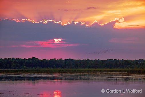 Sunset Sunrays_20654.jpg - Rideau Canal Waterway photographed at Kilmarnock, Ontario, Canada.